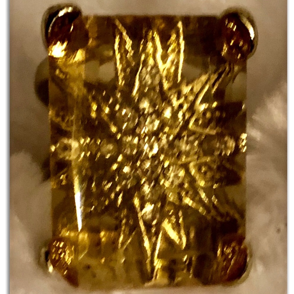 VINTAGE DOUBLE LAYER LUCITE SWAROVSKI STAR RING - Picture 3 of 8